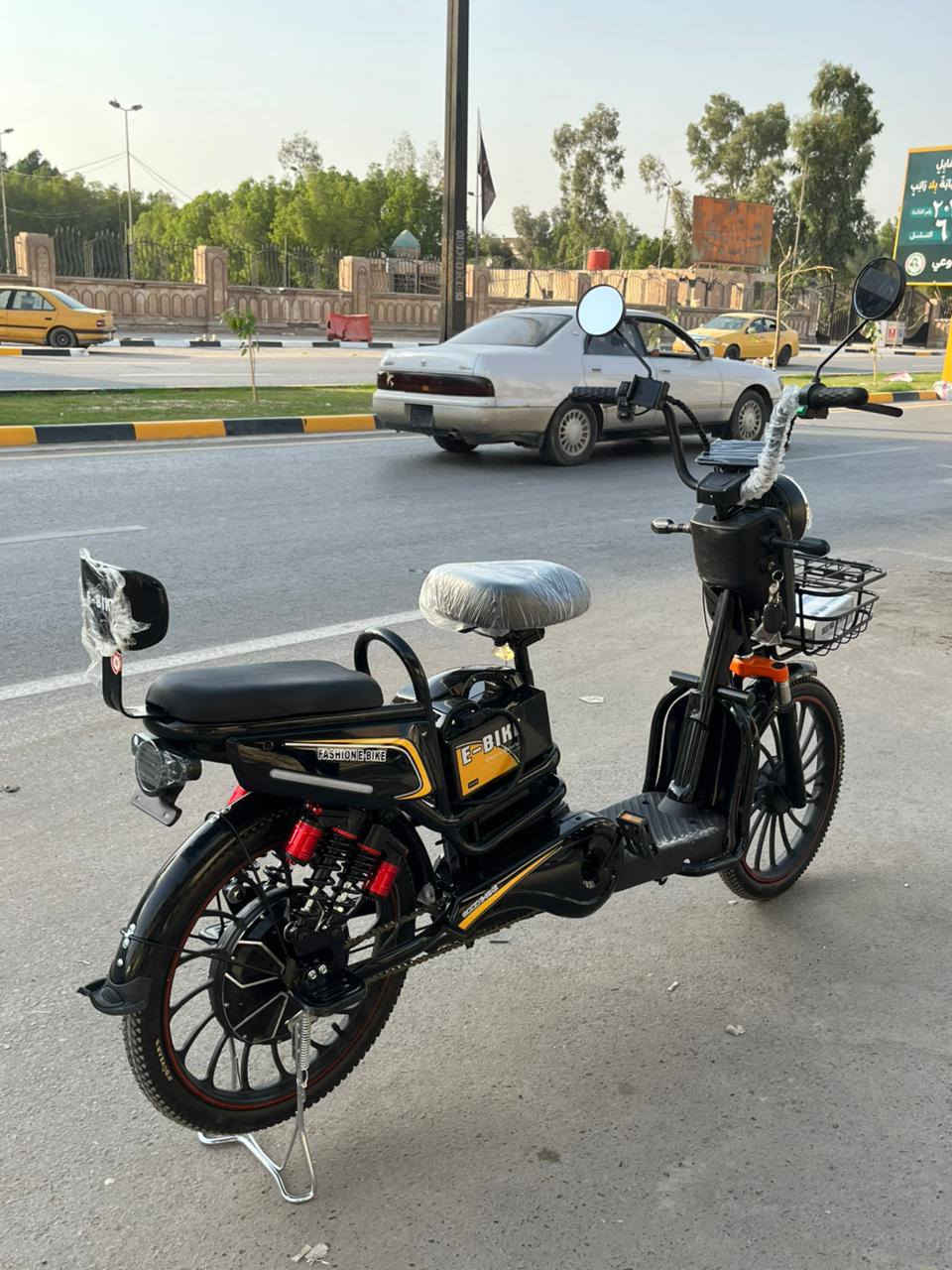 باسكل شحن كلش نضيف فول مواصفات ٤ بطاريات ليثيوم موديل 2025 مكاني حلة حي الجزائر قرب مستشفى الحياه الأهلية ***********
