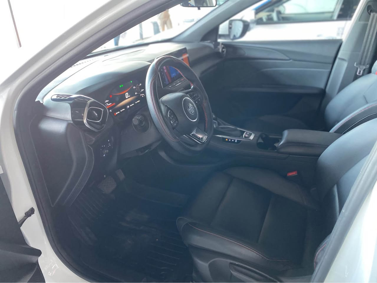 ئێم جی  MG GT 2025 Sport
تەنیا 13 هەزار ڕۆیشتووە.هیچی نیە.
فول مواصفات.بەصمة.برێك کارەبایی.سلایت
شاشەو كاميرا.لايت.زينۆن.ئاوینە ئشارەت.
مكان  أربيل.   ١٠٠ متری معرض تۆپ کارس 
سعر 117$🔥💣ورقة   موبایل    *********** أربيل, العراق
