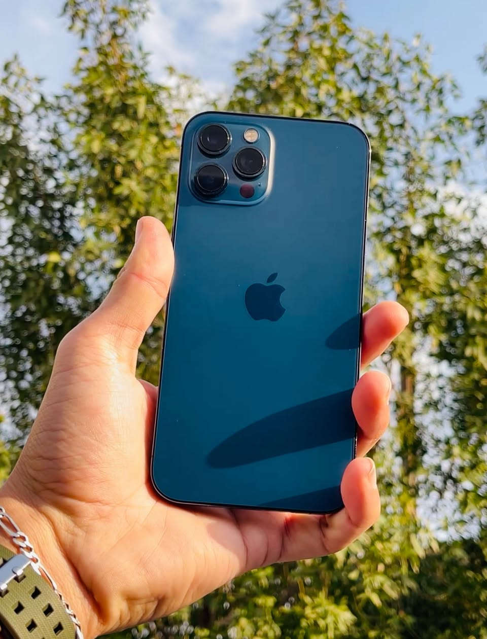 12 برو ماكس
ذاكره 256 بطاريه 90 جهاز كله ابلاد مالبيت دبل سيمكارت سعره 530 وبي مجال *********** واتساب
