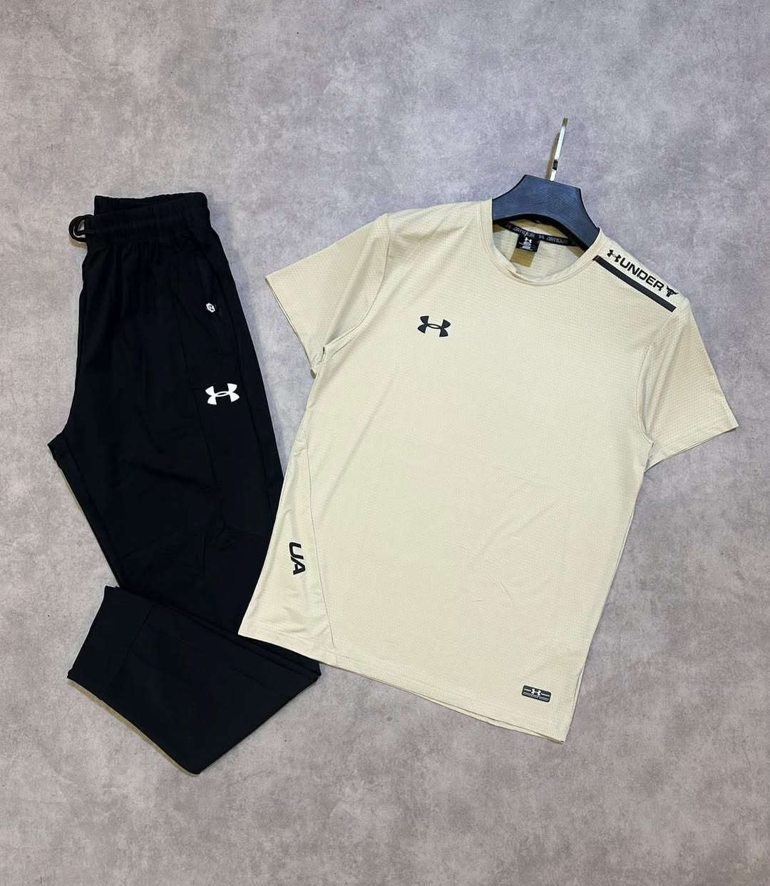 يارب ….. 🙏موسم العيد يمنا مميز 🫰

تراك شبابي رياضي ماركه اندر ارمر فووووول اصلي 💯

خامه فلتر اصلي مضمون 🔥

7802229686 / 📲
