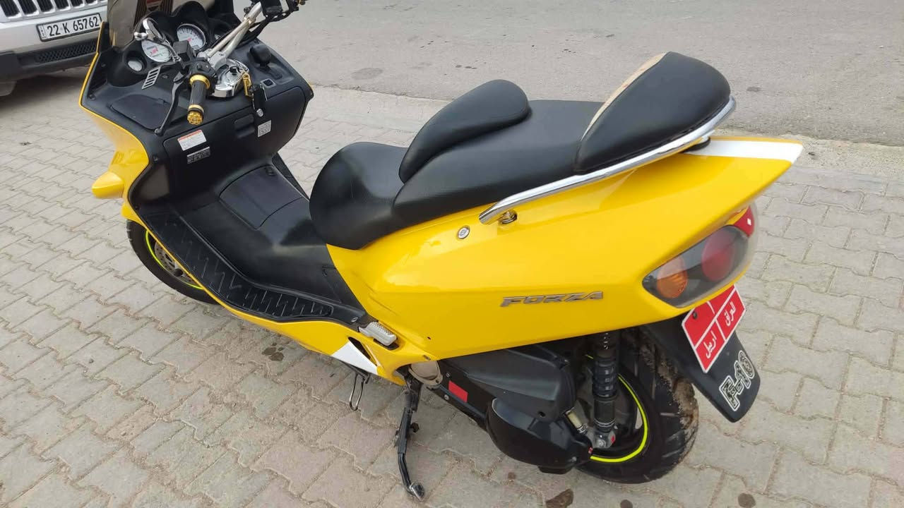 سلام عليكم فورزه 07مكان ديالى قضاء قره تبه رقمي *********** سعر ٧٠٠ وبي مجال
