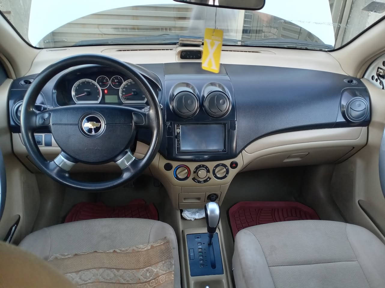 السلام عليكم مكلف بلنشر افيو 2011 اوتوماتيك نضيفه بدون ضربه  مابيهه نقص سياره جاهزه رقم بغداد مكان السياره ابي غريب النصر والسلام  وخير من الله
السعر72وبيهه مجال التواصل مع صاحب السياره ***********
