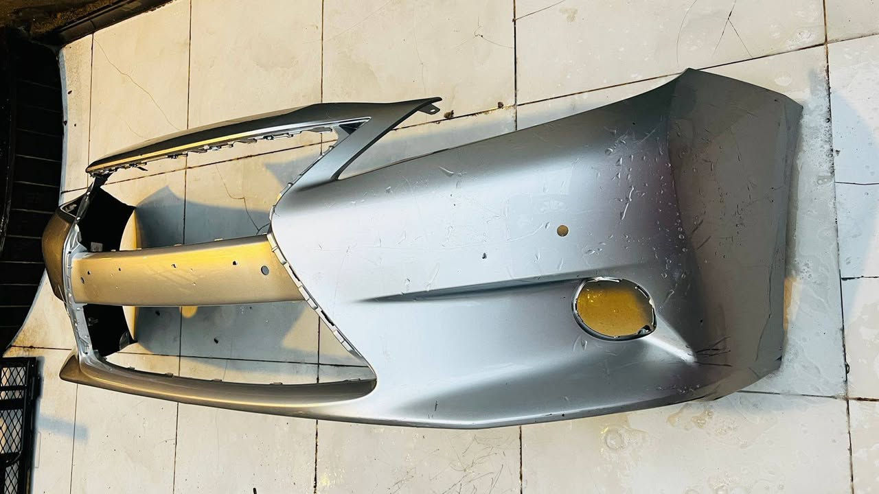 دعامية لكزس تفصيخ اصلية كلش نضيفة العنوان بصرة يوجدتوصيل ملاحظة أنا مو ابو محل *********** شكرا لادارةالكروب
