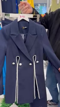 شروة ٣٠٠ • مقاسات ٣٦-٤٦ • قماش دبل اجنبي