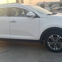 سبورتج • ٢٠١١ • ماشيه ٩٠٠٠٠