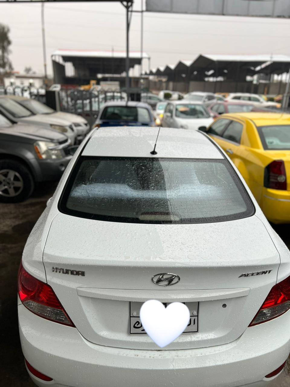 السلام عليكم سياره اكسنت 2013اكلين 
رقم ادهوك سنويه صاقطه 2018
شرط التحويل سياره فول عده الاسلايت
مكينه حجم 16
تحكمات استيرن
5ويل كب 
سياره مال بيت مامتعوبه بيها اتراي اخبل
مامسجله ع كاربون من تحول تسجلها 
مكينه كير شرط
السعر115وبيها مجال 
***********
