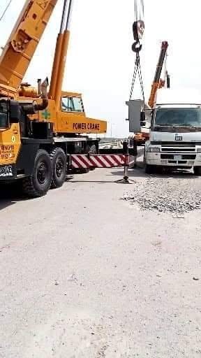 كرين كروف 75طن مديل 1992 مكينتين فوك 6سلندر ومكينه جوه 10سلندر 3سلايتات كفاله عامه جاهز الشغل رقم ***********
