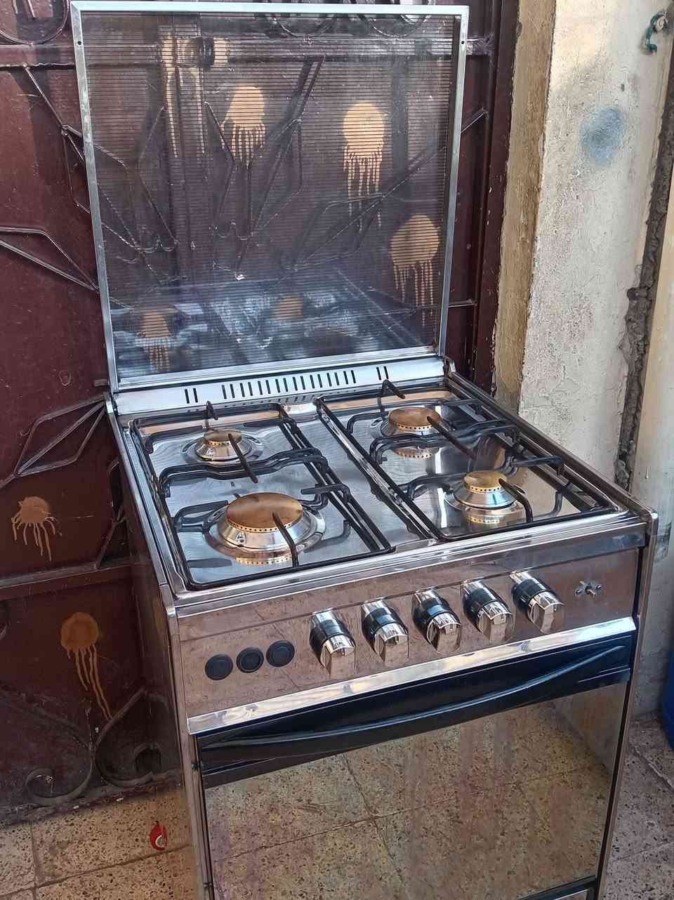 معرض الآخوين بيدرت حيدر و عمر عرض خاص طباخ مصري مستعمل حيل نضيف شرط الشغل 4 عيون أزرك فرن فوك جوا شغال خدمات توصيل مجاني داخل الموصل السعر 125الف وبي مجال قليل التواصل عل الرقم (***********) (***********) خوان عرض رخيص وبلاش تسارعو بل حجز و اتصال عل الرقم لحكو بل حجز و اتصال عل الرقم
