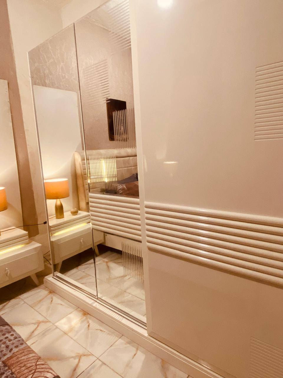 غرفه تركيه مودرن من الجشعمي ام القاصه السريه 10 قطع استعمال قليل
اخت الجديده تصلح للعرسان خشب ثكيل هايدروليك واناره ومخزن بالسرير صبغ حراري


**إذا كنت صاحب هذا الإعلان وتريد حذفه لأي سبب، رجاءا أرسل رسالة إلى الدعم الفني**