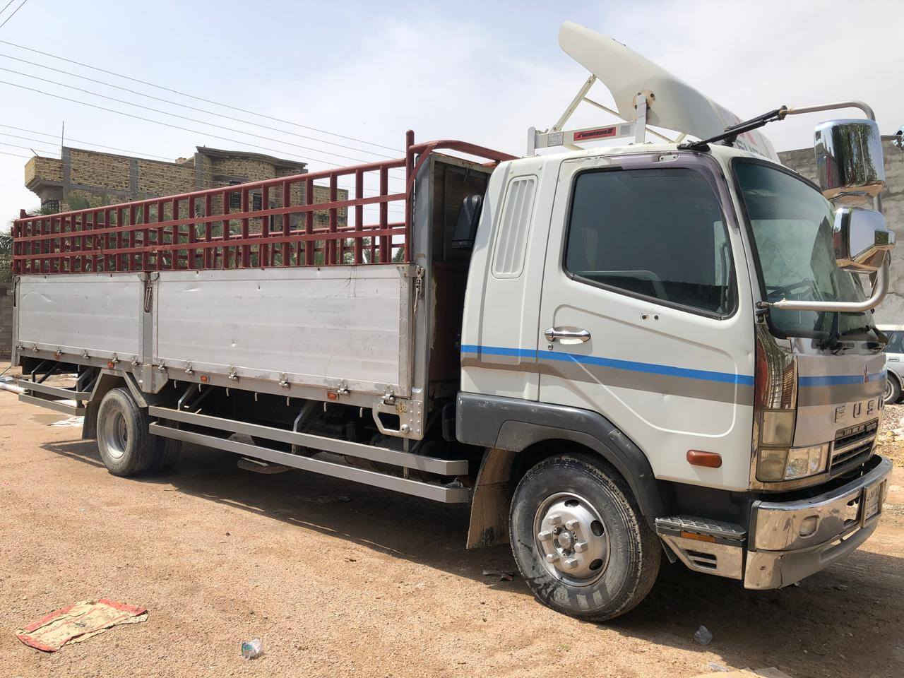 فوسه بزون مديل 2000اصل رقم بصره سته وربع بلاد شاصي عريض محرك 16عادي السعر 175 وبيه مجال اتصل ***********
