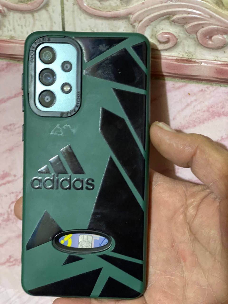 أي ٧٣ فايف جي ذاكره ٢٥٦ مكفول من كلشي السعر ٢٥٠ بغداد مدينه الصدر هاتف  ***********
