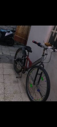 قفل عجلة