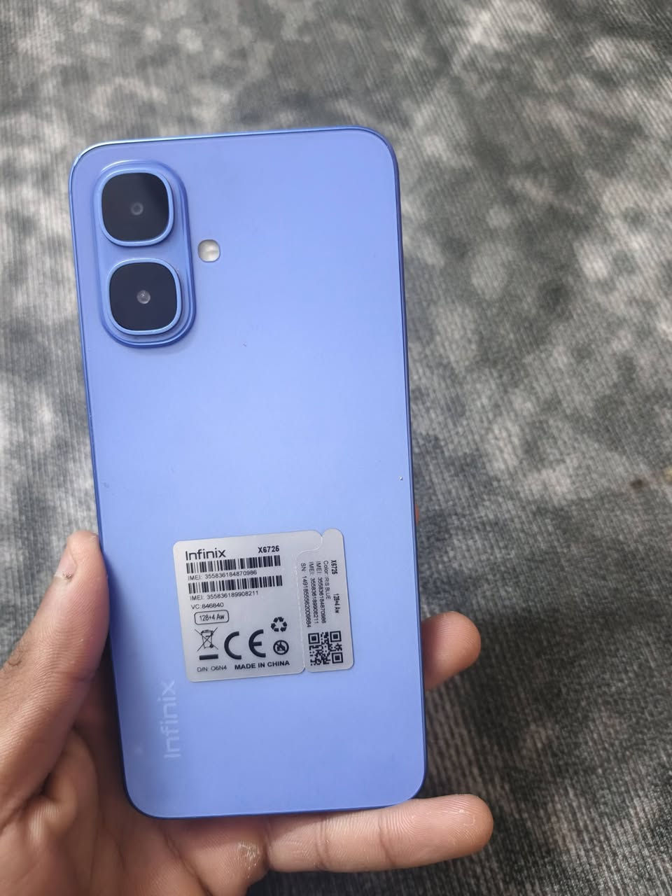 جهاز نظيف ذاكره 128 السعر  125 العشوائيه اربعه زائد اربعه، ***********
