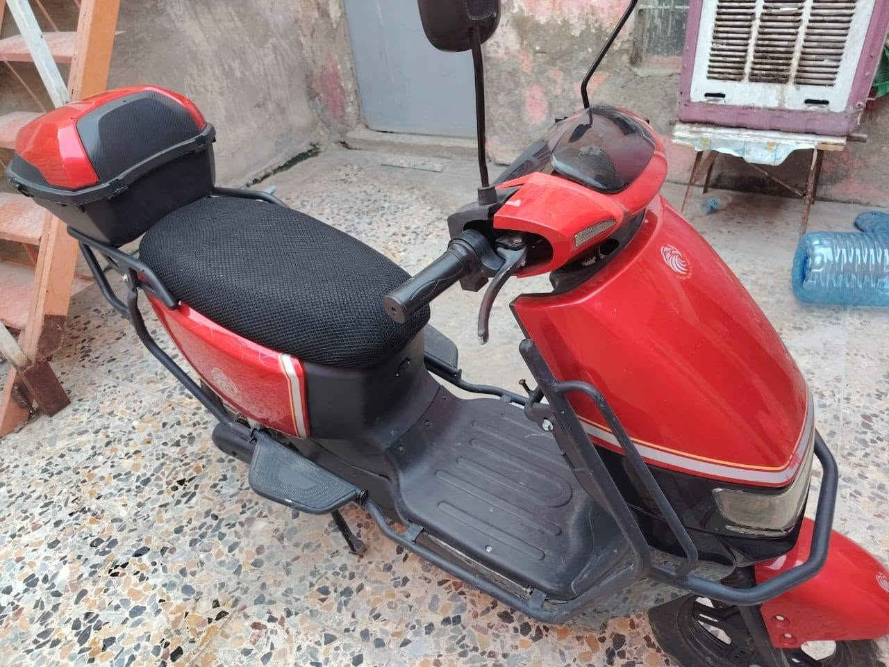 دراجه شحن  موديل 24 نضيفه 
السعر 350 وبيهه مجال 
*********** شراي اتصل
