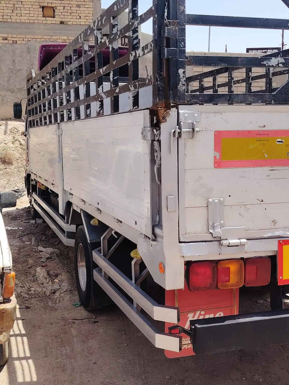السلام عليكم
هينو انكر للبيع مديل 97
سنويه 29 مكينه 80 خطين 
***********
