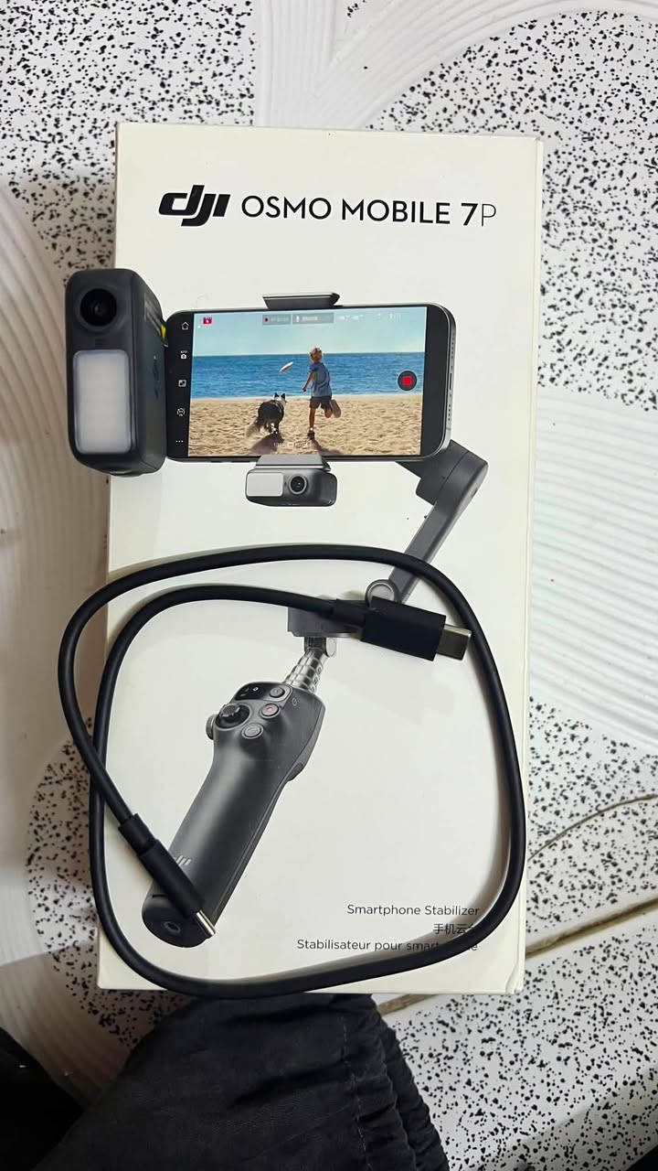 Osmo mobile 7p
اوزمو موبايل 7 برو 

نضافة 100% استعمال قليل كلش
ملحقاتها كامله حتى الكرتون موجوده وكامرة التتبع بالذكاء الاصطناعي
السعر 150 قفل
مكاني ميسان ماموجود توصيل 
للاستفسار *********** واتساب
