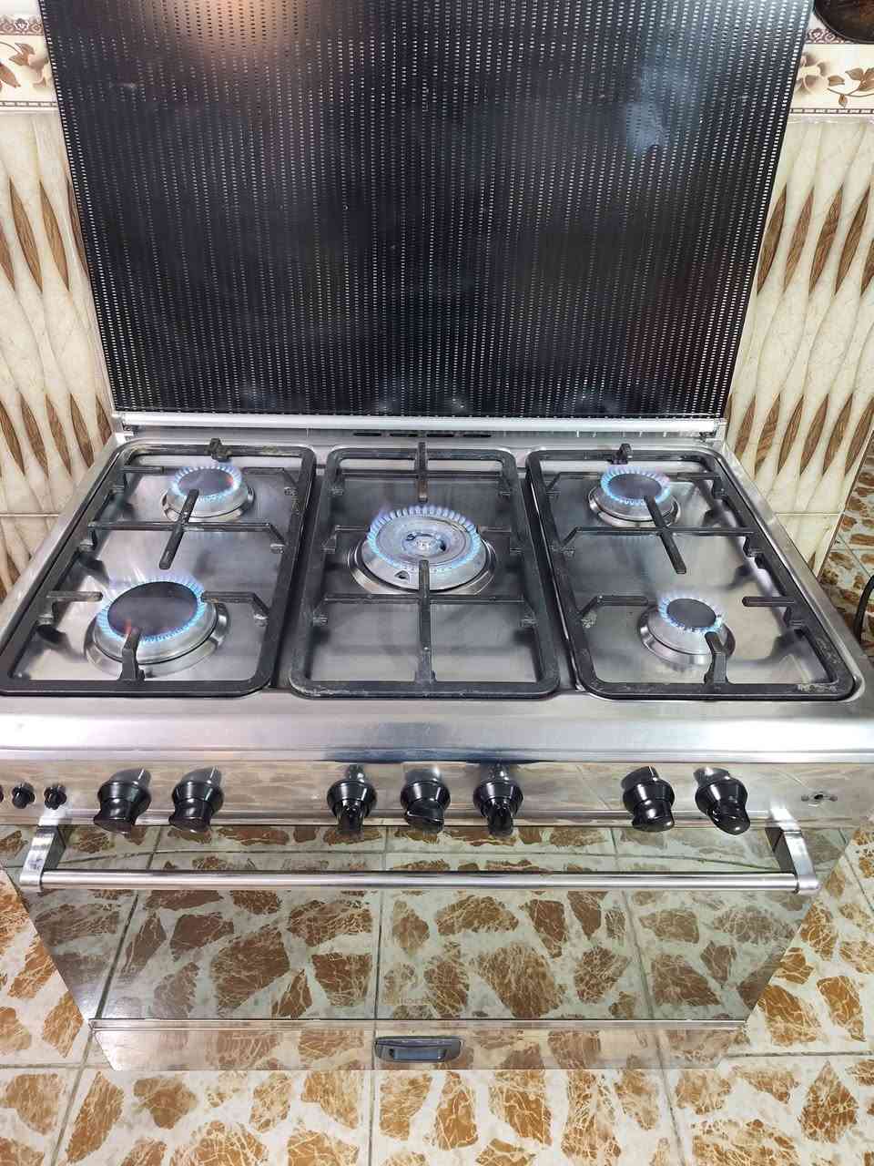 طباخ مصري يونير مكان ابودشير ***********واتساب فقط واكو توصيل
