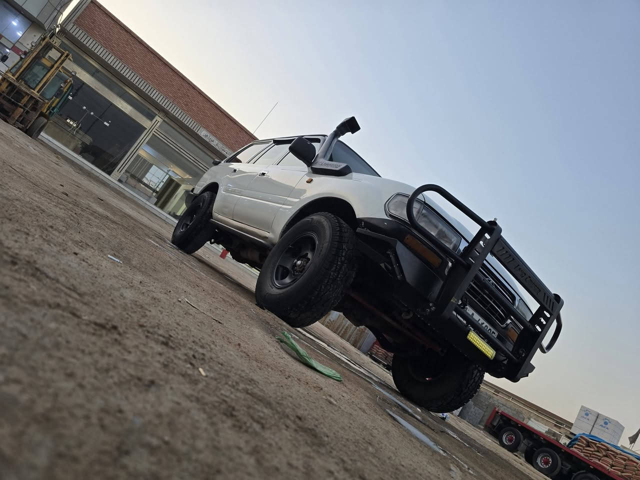 السلام عليكم لاندكروز مديل ١٩٩٧ توه شادلها مكينه مال ٢٠٠٧. بخاخ ٦ سلندر مكفوله السياره وجديده كير عادي لوكير شغال  رقم سليمانيه تريد تحويل تريد وكاله مكانها بصره هارثه ويها بعد سله تفصال ***********اسيا *********** اثير السعر ٩٥ ورقه وبيها مجال
