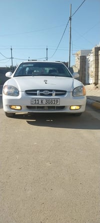 يالله سوناتا للبيع موديل ٢٠٠٠ صبغ درجه اوله كير ومحرك خير من الله مكين...