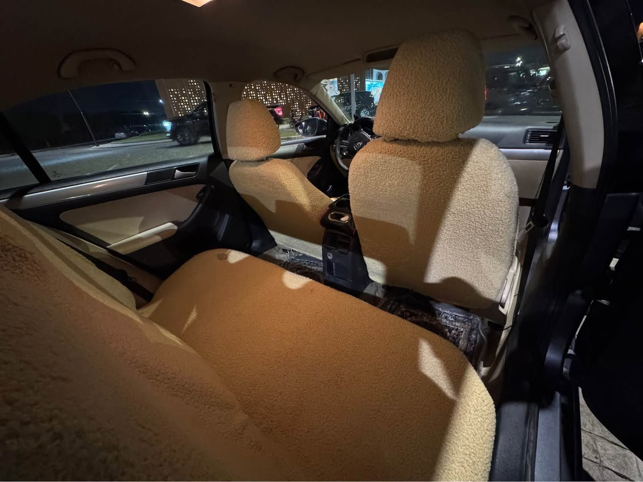 Jetta2015
دووبارجه سبوخ بى شورى به شه رتى سونه ر ماسفات يس سه ياره كه زور خاوينه و هه مو شتى نويي كرايته وه كيرو مه كينه و هه موشتى به شه رت سعر ٨٧وه ره قه و كه ميك مه جال أربيل, العراق


**إذا كنت صاحب هذا الإعلان وتريد حذفه لأي سبب، رجاءا أرسل رسالة إلى الدعم الفني**
