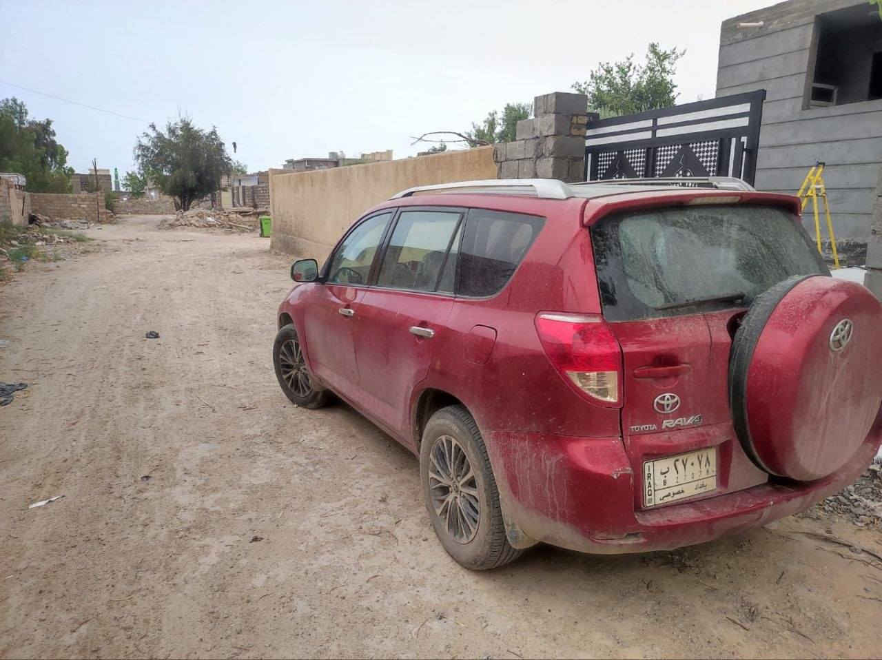راف فور 2008
وارد امريكي ضربتها حافة الباب وجاملغ وحافة بنيد مصلح نفسة مصبوغة حزام  والقمارة مغلفة اسود. بيها نسبة جراد قليلة  كيرههه كايم بس تمشي. ابيعلك كير كايم  موجوده فلوجة رقم بغداد 90 وبيه مجال


**إذا كنت صاحب هذا الإعلان وتريد حذفه لأي سبب، رجاءا أرسل رسالة إلى الدعم الفني**