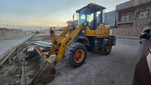 سلام عليكم شفل  للبيع مويل 2018 السعر 95 
اوراق منفيس ابيع كوم حديد واتعهدلك بالاصوليات 
مكاني ذي قار 
للاستفسار ***********
