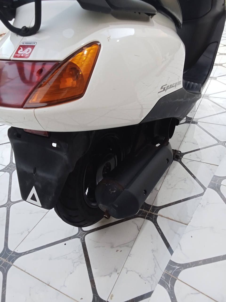 سبيسي جديدة مكفوله 
السعر اتصل***********
