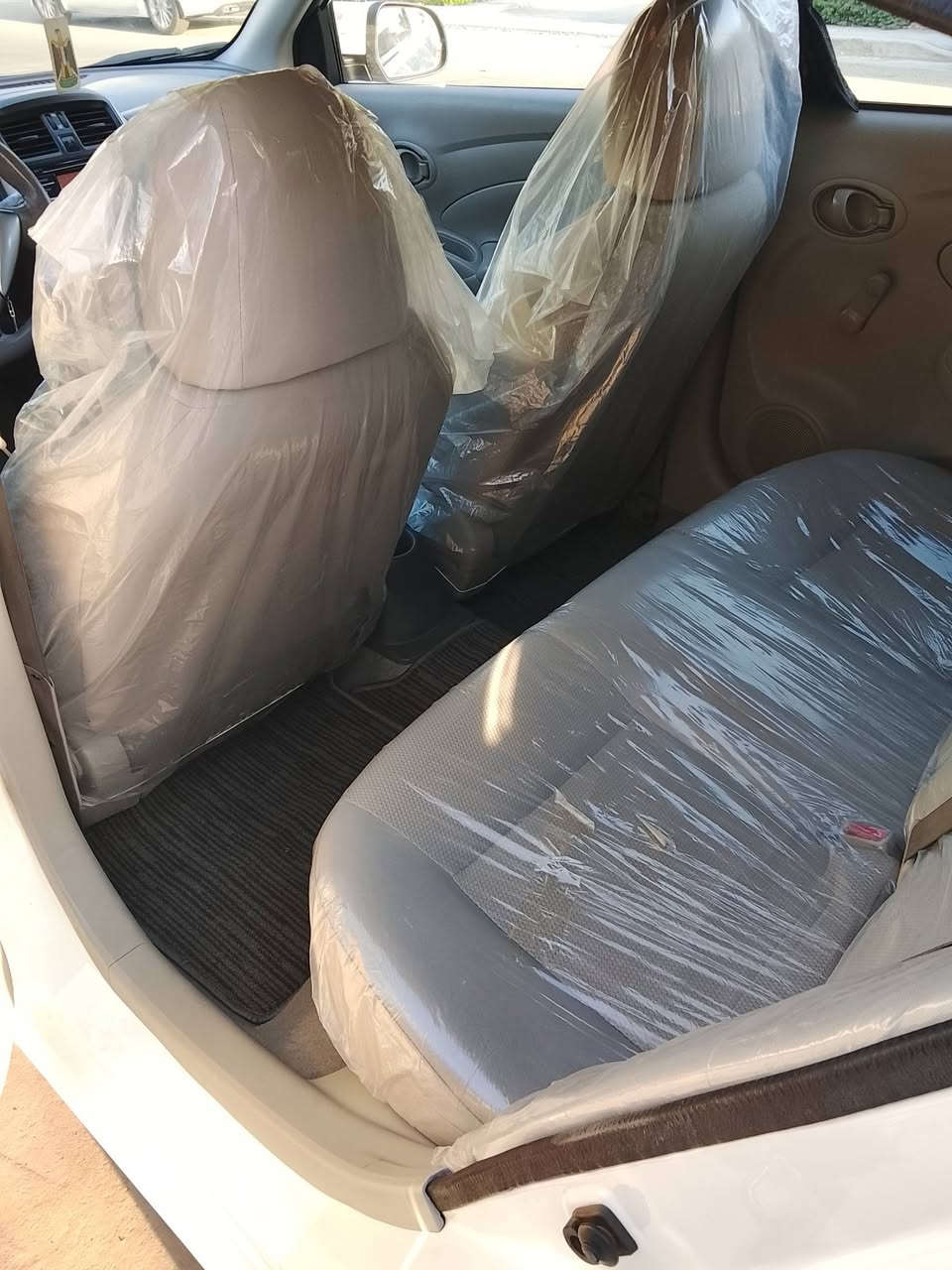 سلام عليكم نيسان سني موديل ٢١ خليجي ماشية ١٧٠ مبدل بنيد وبيه بوارد رقم اربيل السعر٩٧وبيه مجال 
***********بغداد
