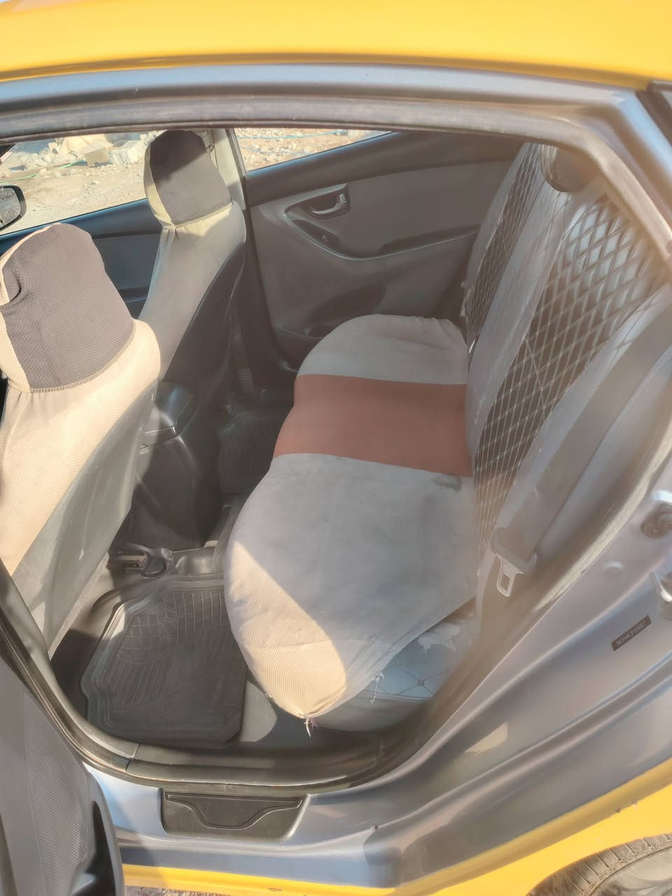 اسلام عليكم
للبيع النترا مظلع وارد أمريكي موديل ٢٠١٥ السيارة جاهزة خير من الله
صدر امامي خلفي جديد محرك صار شهر من شديتة
ظررها صندوك  السعر ٩٠
 مكان السيارة ديالى للاستفسار أكثر الاتصال على ***********
***********
