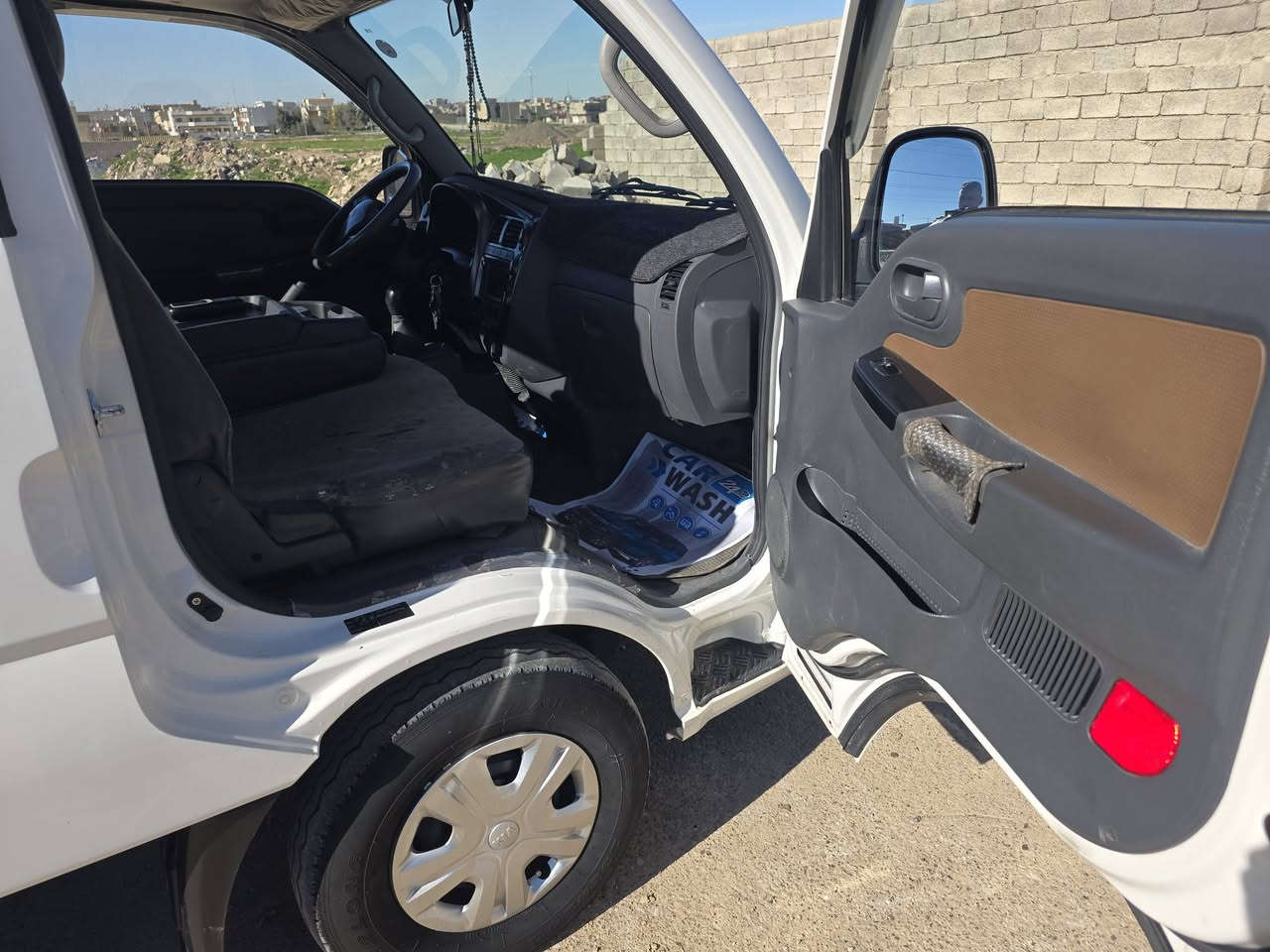 السلام عليكم كيا حمل موديل 2022 رقم اربيل سياره باسمي ماشا 51,000 سياره جديد لا طخه ولا ضربه جير محرك بشرط تحويل ثاني يوم موقع السياره موصل حمدانيه رقم الهاتف *********** كورك ***********
