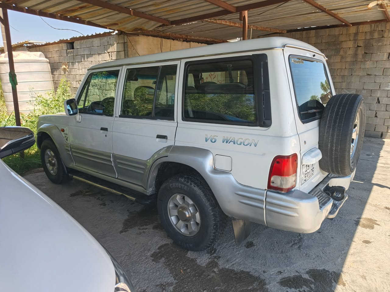 السلام عليكم موديل ٢٠٠١ بدون صبغ بس البنيد صبغتة لان جارد السيارة كلة جديد وشغال بس نقص التبريد مايشتغل هزة وارقام وسنوية جديدة باسمي لل٣١ السيارة جاهزة السعر ٥٢ للاستفسار *********** ***********
