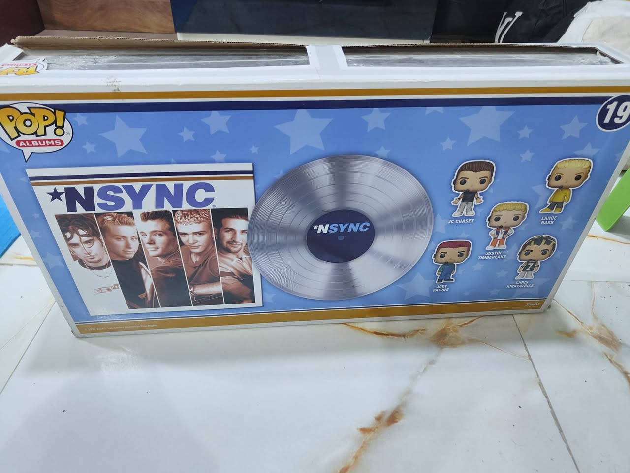 Funko pop deluxe album لفرقه nsync غير مفتوح
يقدم خمس مجسمات فنكو بوب
و قرص cd خاص لأغنية بالفرقة 
وتم تغليف البكج بغلاف خارجي لمنع دخول الاتربة وقابل
 للازالة.

متوفر التوصيل فقط في محافظة بابل
غير مسعر 
اي سعر تحطه مقارب لقيمته شيلة واخذه


**إذا كنت صاحب هذا الإعلان وتريد حذفه لأي سبب، رجاءا أرسل رسالة إلى الدعم الفني**