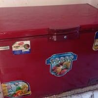 ثلاجة • للبيع
