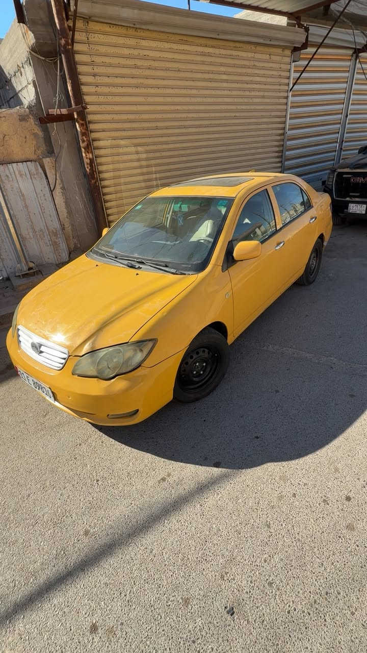 السلام عليكم بي واي دي f3 2013  كير عادي المرغوب مكفوله كفاله عامه شرط السونر ضربة صبغ تبديل حتى الهلالات كفاله شرط السونر مكينه  وكير  مسيوبيشي توهن مشدودات مصارلهن شهر صدر تخم تاير منضومه تبريد كله جديد.  سياره جديده ومناقصها شي رقم بغداد انكليزي تحويل مباشر هيئة غرامات صفر مكاني بغداد سعرها 57 وبيها ومجال حك الجيه 
رقمي.
***********
