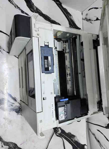 سلام عليكم
طابعه ابسون et 5800
واي فاي وجهين 
احبار خارجيه مو كاترج
بقيه التفاصيل ب الفيديو
توصيل موجود
سعر الطابعه 500الف
***********
