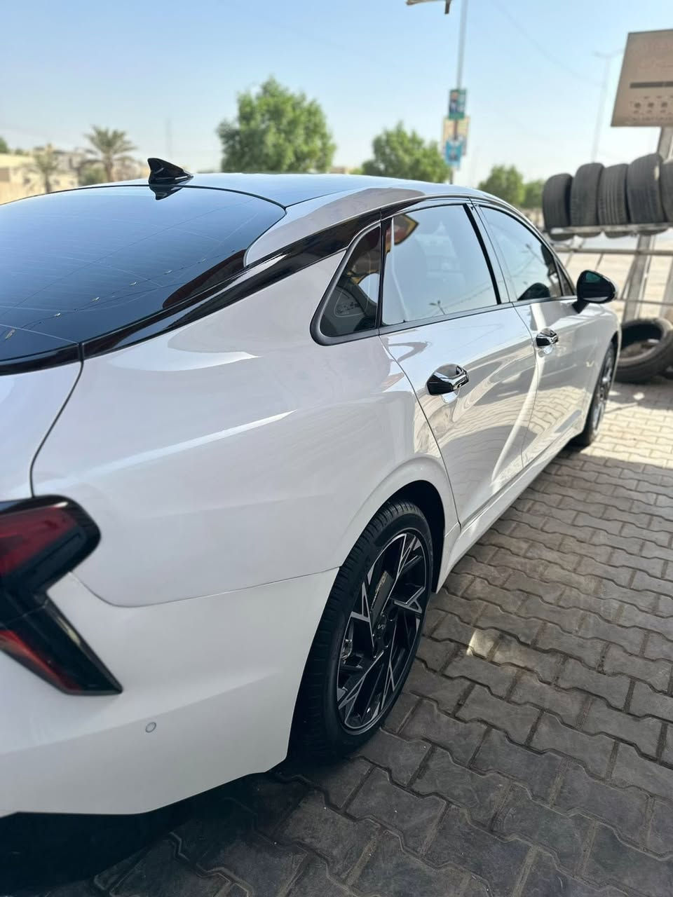 السلام عليكم
كيا كي 5
موديل 2025
ماشية 10 الاف ميل 
جي تي لاين فوول 
مكينة 2500 GDI
رقم بغداد بسمنه
لايت وبك لايت LED
كشنات تدفئة وتبريد
كشن كهرباء
رادار امامي وخلفي وجانبي
تخم تاير جديد
مكينة مكفولة
حدادية جديده
كير مكفول
تبريد مكفول
بدون ايرباك
السعر
225 قابل لتفاوض 
مكان السيارة نجف
للاستفسار
***********
