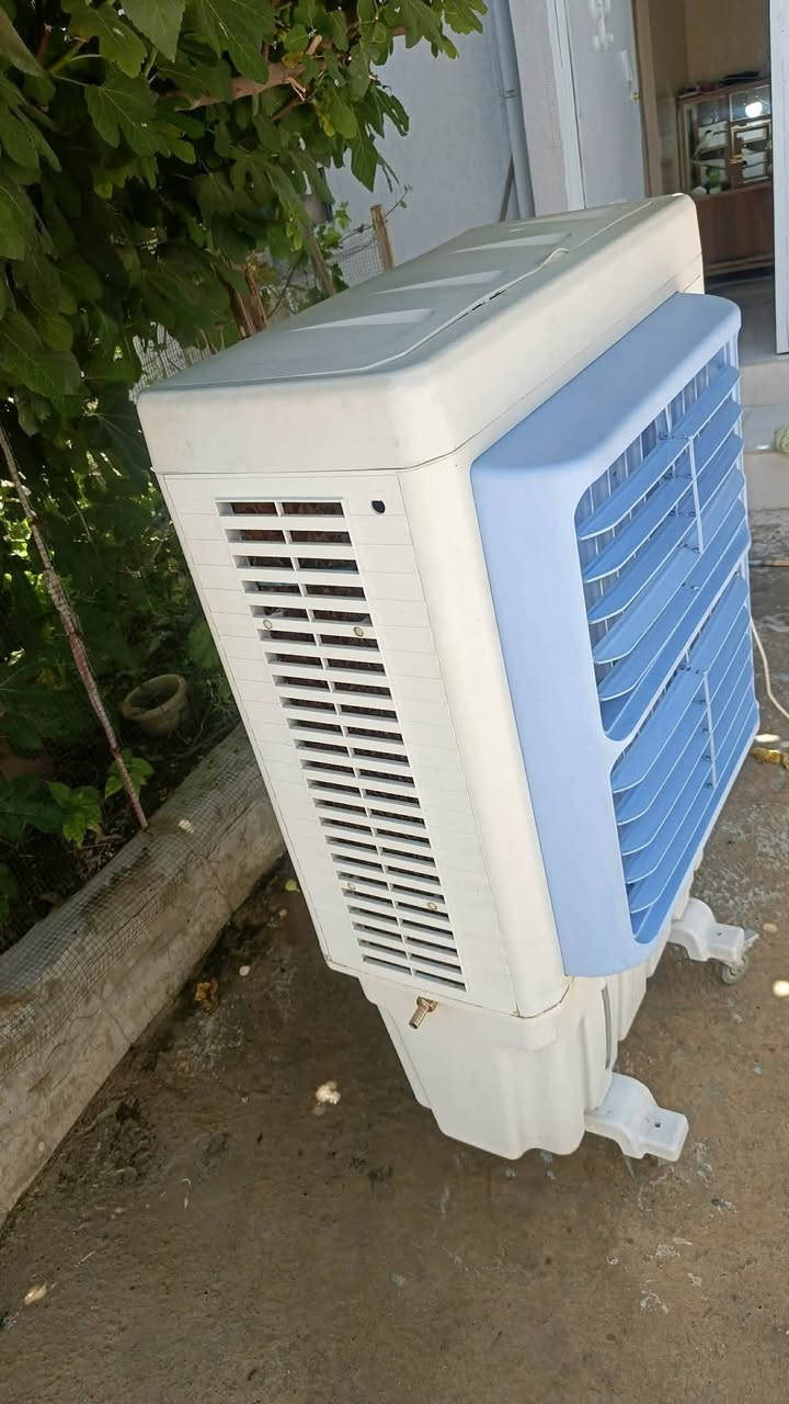 السلام عليكم  متاح كنفيره  مستخدمه نص موسم نضيفه حيل 3سرع حيل نضيفه قفلها ١٢٥ تجي تفحص وشوف النضافه  الموصل حي المأمون  ***********

