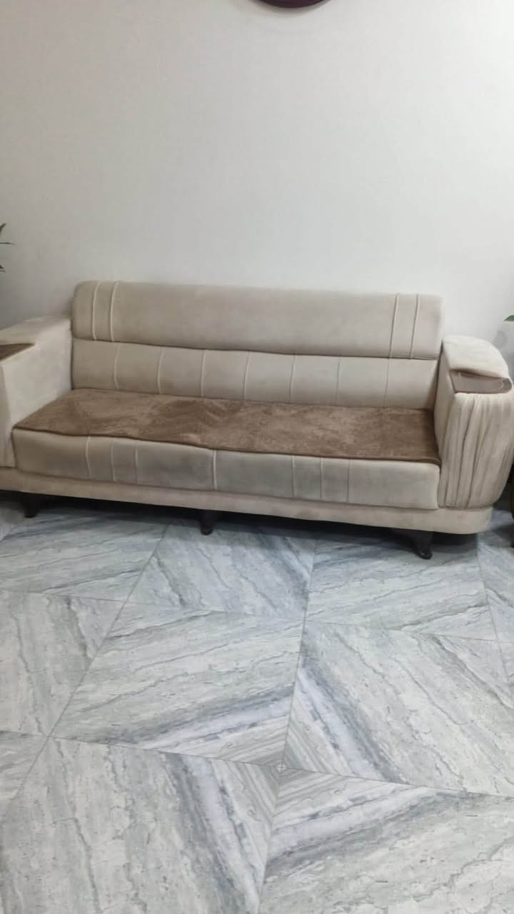 تخم قنفات للبيع نضيف سعره ٥٠٠مكاني دوره


**إذا كنت صاحب هذا الإعلان وتريد حذفه لأي سبب، رجاءا أرسل رسالة إلى الدعم الفني**