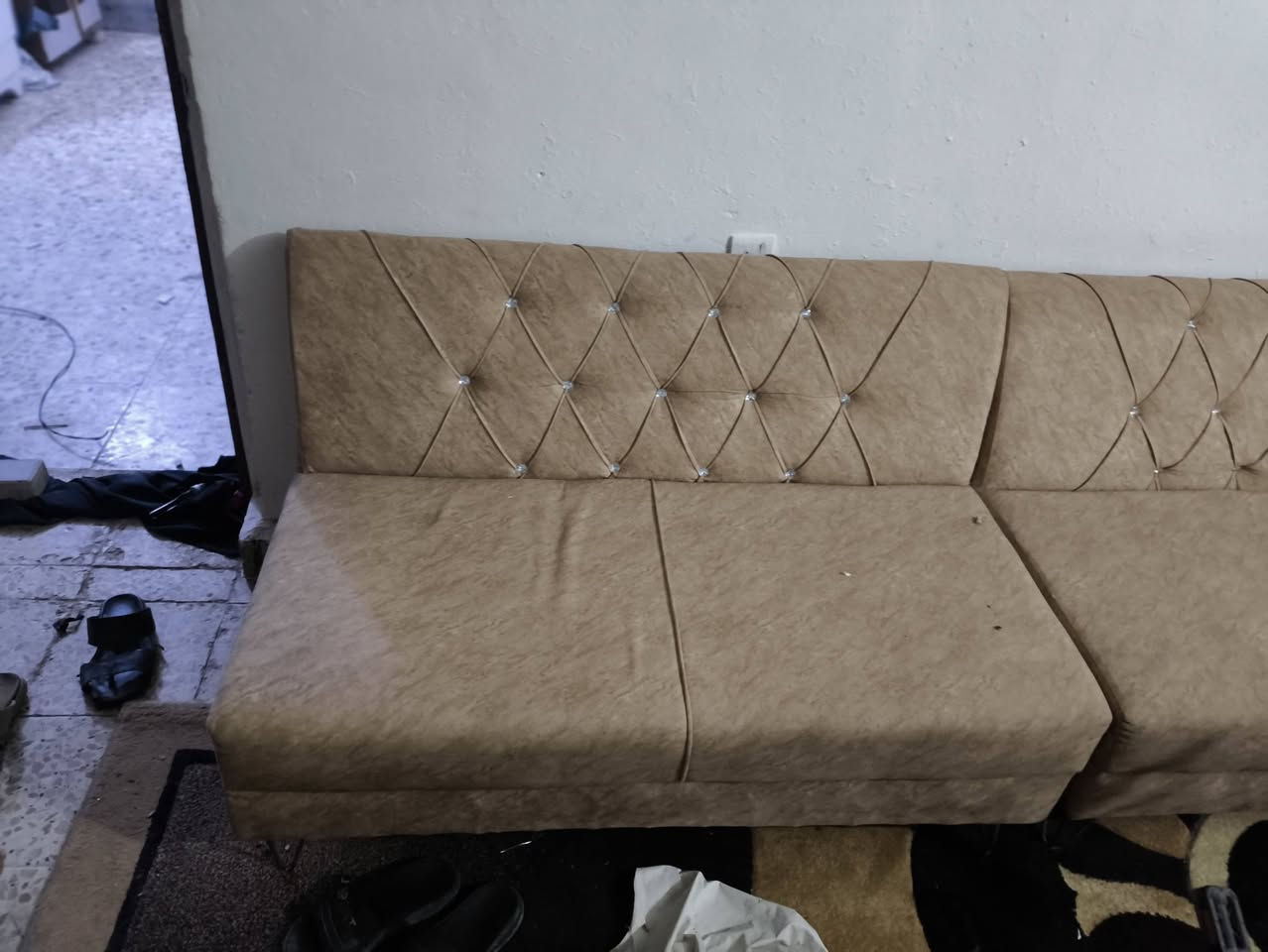 ديوان للبيع
السعر 450الف 
المكان بغداد الحسينيه قرب مطعم الامير


**إذا كنت صاحب هذا الإعلان وتريد حذفه لأي سبب، رجاءا أرسل رسالة إلى الدعم الفني**