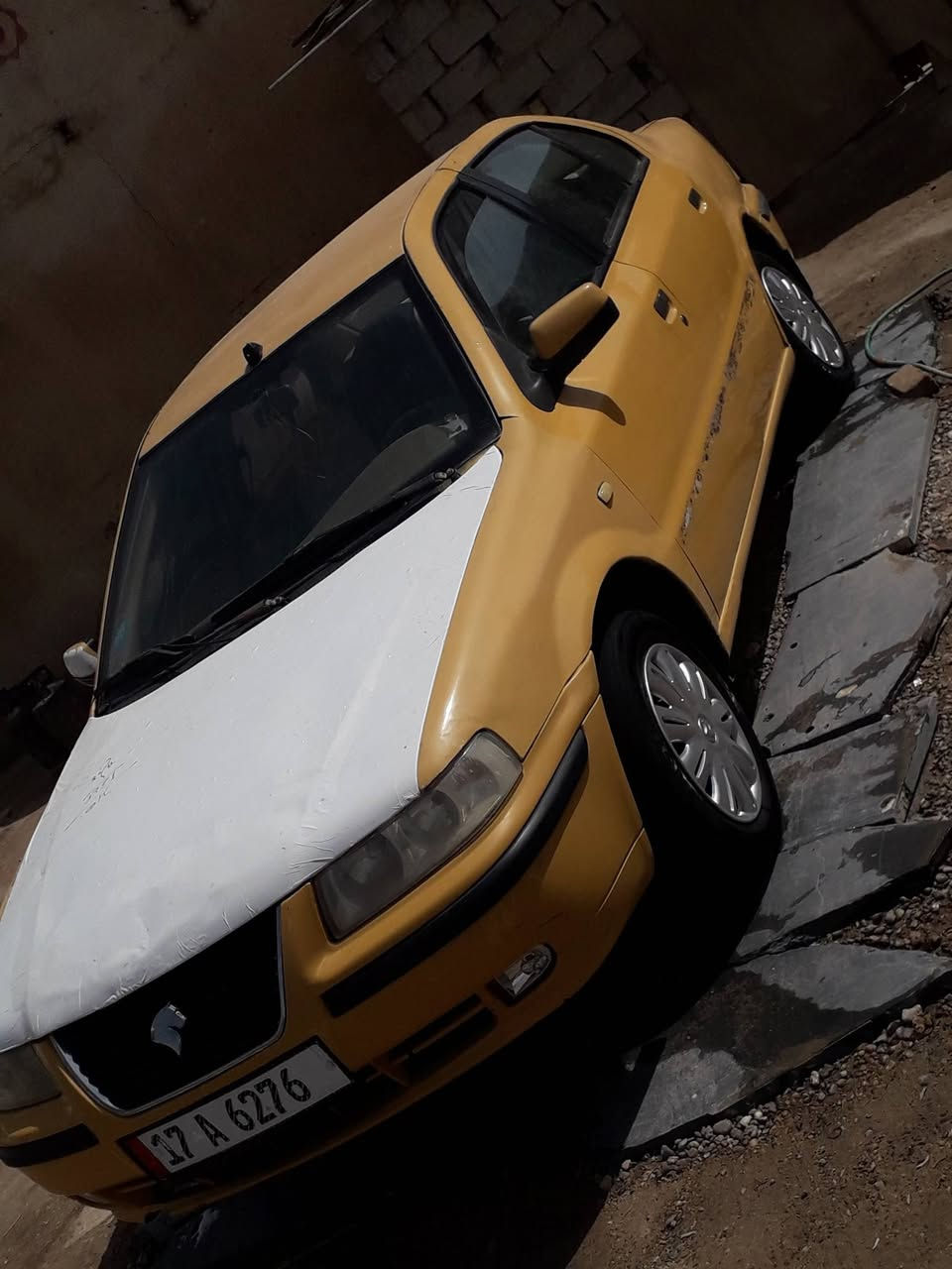 سمند للبيع مديل 10السياره رقم انكيلزي امصفره من كلشي تحويل مباشرا غرامات وهل سوالف ماعليها ولا ربع مكينه وكير جدد حداديه امامي جديده سنويه جديده مكاني النجف العباسيه (بيع مستعجل لان محتاج ) للاستفسار الرجاء الاتصال ***********
