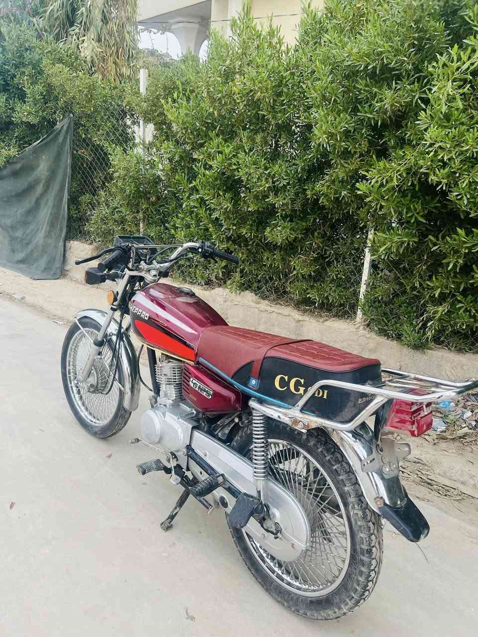 سلام عليكم نامي برو 2021 ع بلا محرك مامفتوح كهربائيات كامل شغال ماطور نضيف للبيع سعر350 بي مجال رقمي *********** مو شراي لا تكسر بسعر
