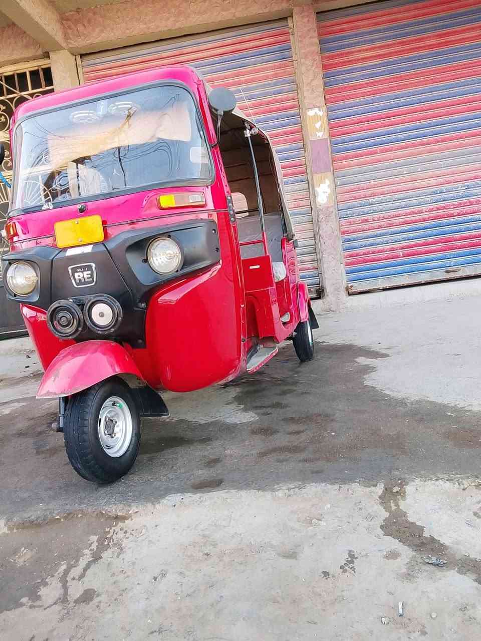 سلام عليكم تكتك موديل 2018 دوس بلاديه بس صفحت اليمنه معمر بس *********** ملاحضه ما متواجد عل فيس
