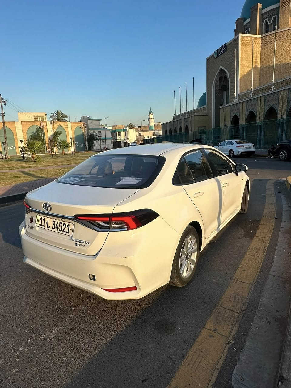 السلام عليكم 
كورلا هايبرد للبيع موديل ٢٠٢٥ الشكل الخليجي فول مواصفات ماعدا المراسي مو كهرباء  ماشيه 18 الف بيها طخه بسيطه بالجاملغ الأيمن ترجع pdr موظحة بالصور والباقي كفاله من الصبغ والبارد
152 رايدها واتصل وبيك خير وتدلل *********** مكاني بالاعظميه
