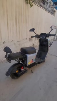 موديل ٢٠٢٥ • ٥ بطاريات • سرعة ١٠٠