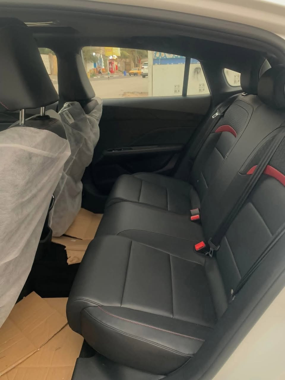 ام جي 5 للبيع جديدة كفالة عامه بلجيس السيارة
كله دهن اصلي اكسادو وبانزين محسن والسيارة حيل جديدة موديل 2025 ماشيه فقط 20 الف فول الفول كامرات 360 وكلشي بيهة 

مكاني بغداد ***********
