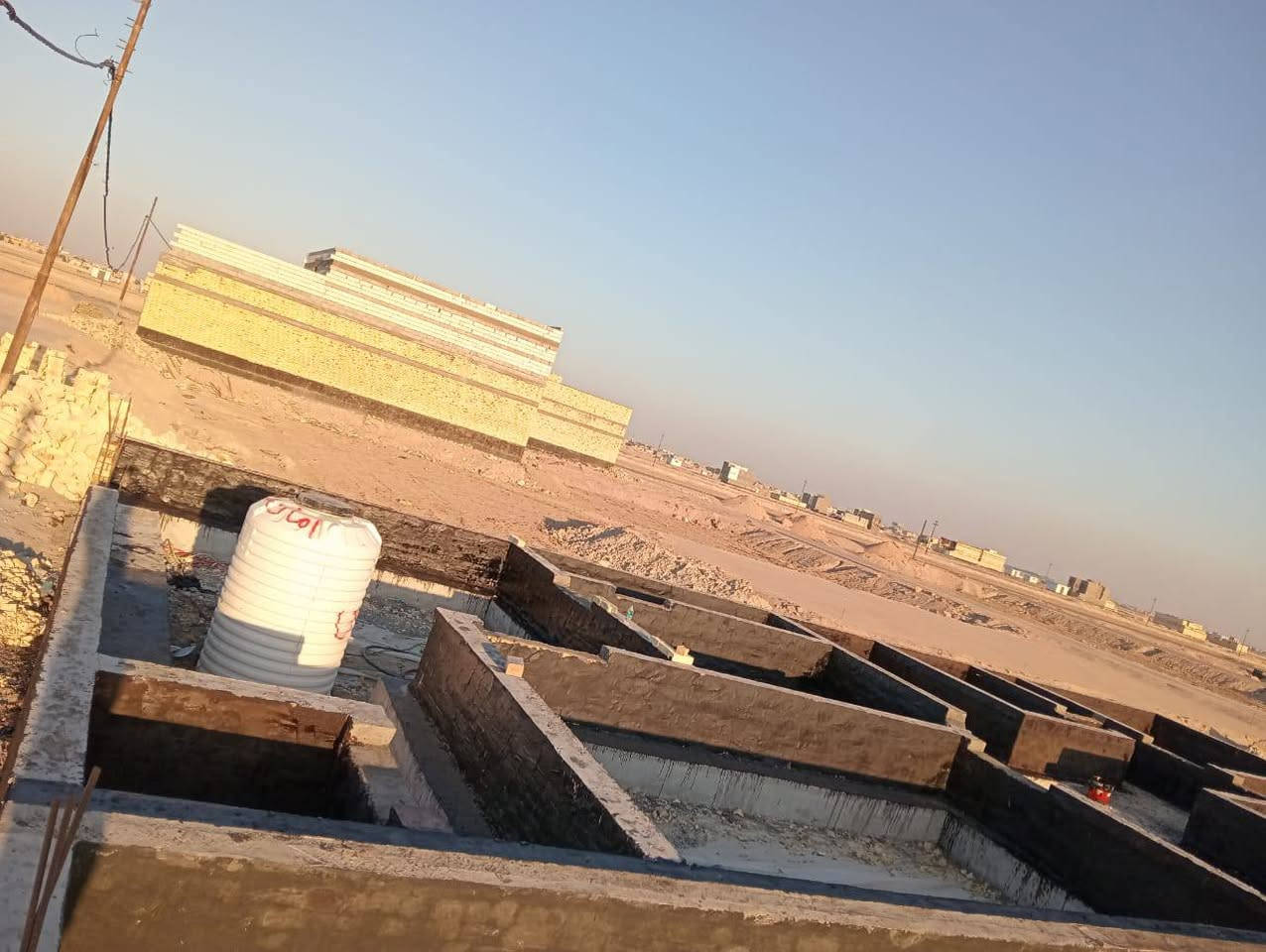 بعض من اعمالي المنجزه ع ارض الواقع ... 
تم والحمد لله اكمال باتلو في منطقة مستشفئ السياب ... صور من العمل ... جاري العمل على ذلك وسنوافيكم بالمستجدات قريباُ .. ان شاء الله ... لم أستلم أي مبلغ إلا بعد اكمال المرحلة المتفق عليها ... 
.
للتواصل او للأستفسار عن جميع الأعمال يرجئ مراسلة الصفحة + واتساب + اتصال👇
.
***********  
***********
