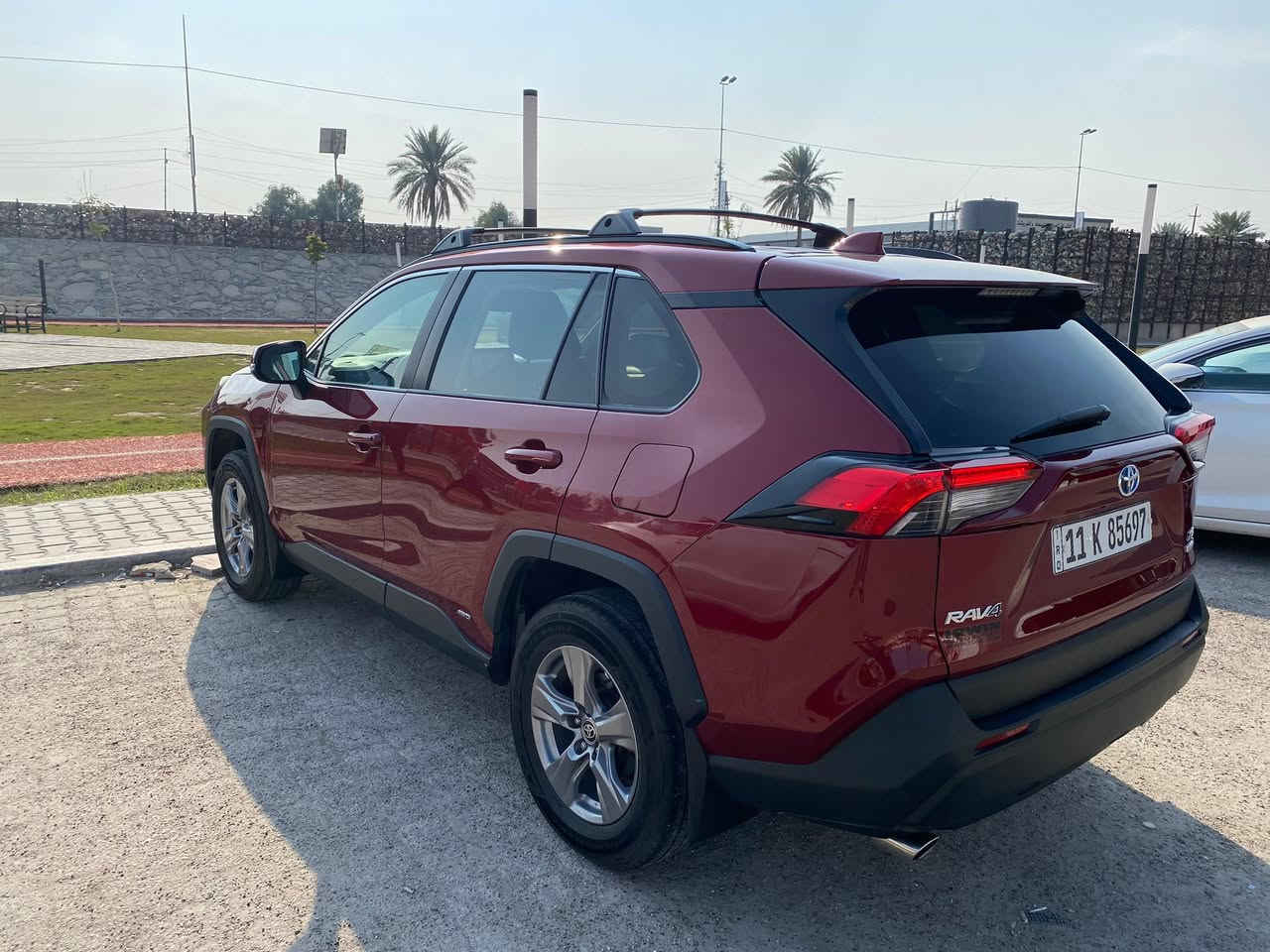 السلام عليكم 

‏Toyota RAV4 2023 XLE 

السعر 225$

تويوتا راف فور XLE  هايبرد
موديل 2023
ماشية 18 الف   

الحادث بنيد مبدل و مصبوغ تكحيل خشم جاملغ ايسر و ايمن

حجم المحرك 4 سلندر 
المواصفات :
بصمة ابواب
بصمة تشغيل
الشاشة الجبيره 
تحديد مسار 
رادار أمامي(تحديد مسار)
رادار جانبي (نقاط عمياء) على المري 
رادار خلفي(التحذير من الاصطدام)
تحكم وضعيات القيادة Drive Modes 
ابل كار بلي بلوتوث بدون وياير
اوتو ستارت (Auto start)
اوتو ستوب(Auto Stop)
هاند بريك بصمة
اوتو هولد(Auto Hold) 
تحكم وضعيات القيادة,ECO,NORMAL,SPORT  
مانع انزلاق 
تحكمات استيرن 
وبقية المواصفات المعروفة

سعر: 225  

 للاستفسار
مكان بغداد حي جامعه

***********
