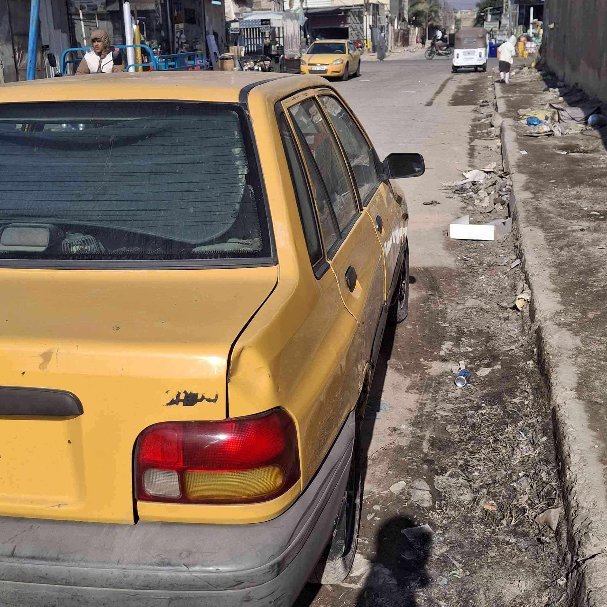 سلام عليكم موديل ١٠  مكينه كير مال ١٥ شرط فول رقم بغداد رقم ألماني
منضومه تبريد جدد 
صدرها تعبان 
شواصي حلوات 
كشر كدامك 
سعر ٢٠ 
*********** 
بغداد حي العلام
