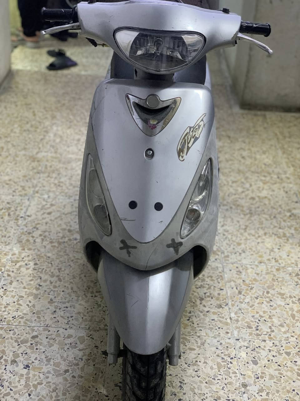 السلام عليكم ماكس منغولي بلادي بس بيها سلف تجاري الدراجه مشي خير من الله كفر ختم واحد السعر 600 وبيها مجال للشراي العنوان مدينه الصدر الرقم *********** متوازي على بيعتها
