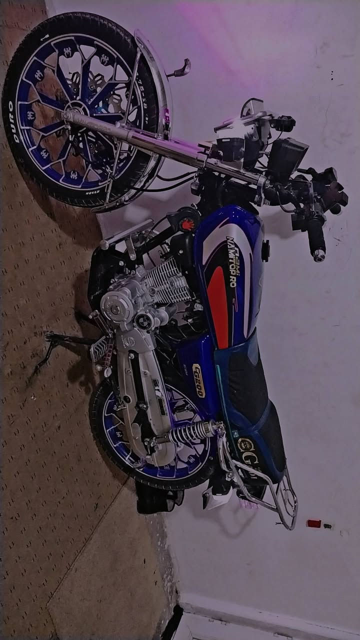 سلام عليكوم شباب نامي توبرو موديل ٢٠٢٤ مكينا ٢٠٠ المطور متل ما مبين بل صورا ما ناقصا دينار انطيك كلشي با شرط سعرا ٥٠٠دولار وا بي مجال ***********
